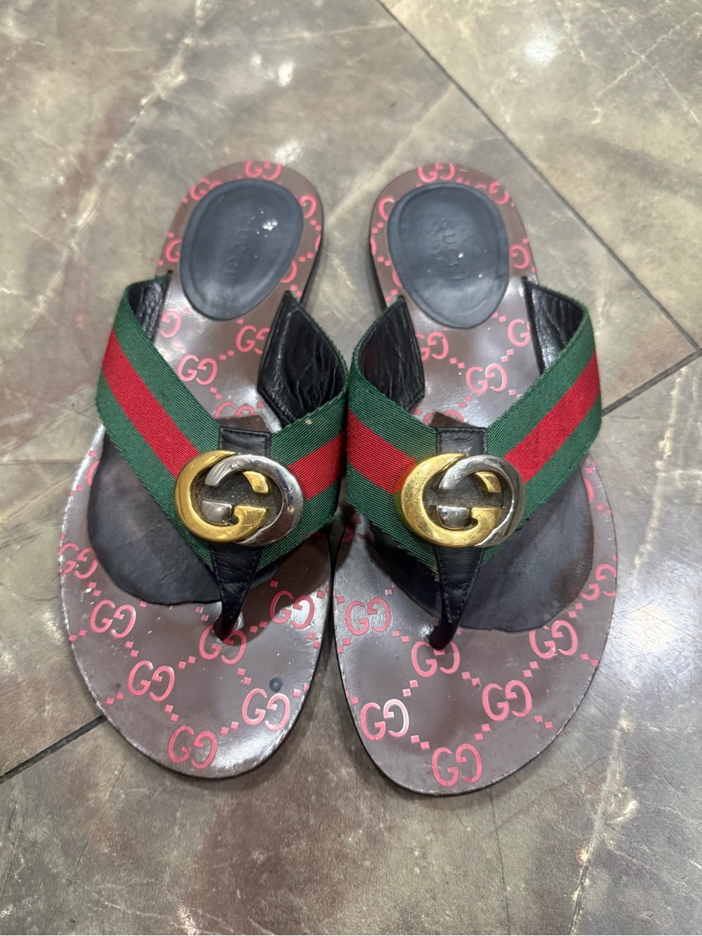 Gucci Green & Red Web Thong Sandals with Gold Double G